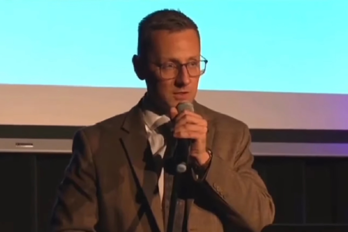 „Sąsiedzi” Jacka Międlara nagrodzeni na katolickim festiwalu filmowym. „To wołanie do polskiego episkopatu” [VIDEO]