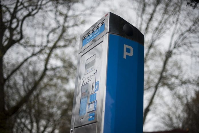 Parkometr parking strefa płatnego parkowania