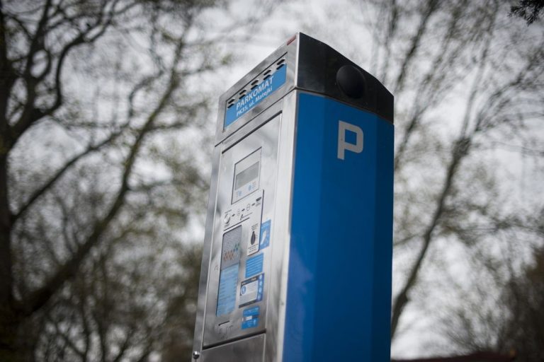 Parkometr parking strefa płatnego parkowania