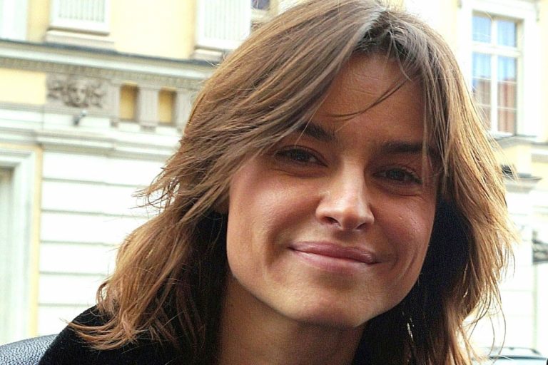 Kasia Smutniak.