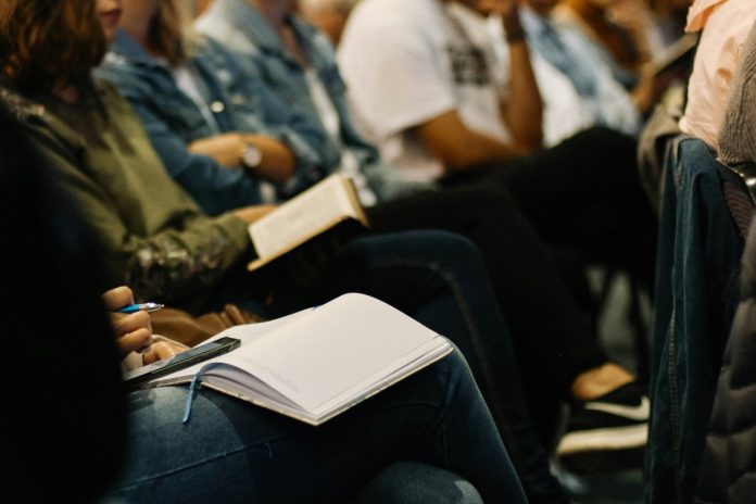 kosciol-wyklad-nabozenstwo-zbor-wiara-nczas kosciol zbor wyklad nabozzenstwo wiara