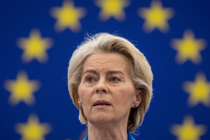 NCZAS.INFO | Ursula von der Leyen. Foto: PAP/EPA