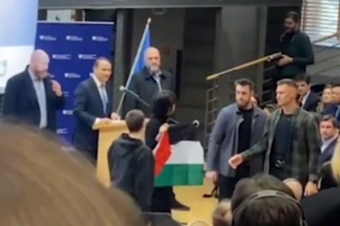 radoslaw sikorski uw palestynska aktywistka