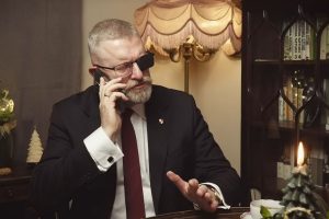 Grzegorz Braun dzwoni do Ewy Zajączkowskiej.