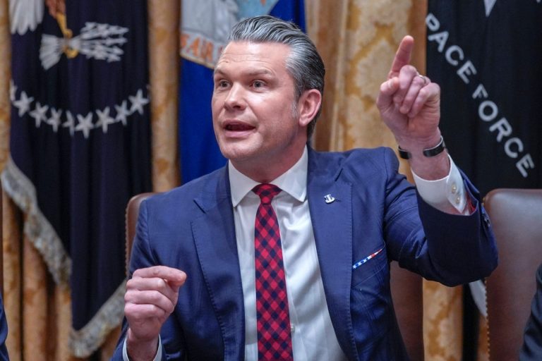 NCZAS.INFO | Szef Pentagonu czyli Minister Wojny USA Pete Hegseth. Foto: PAP/EPA