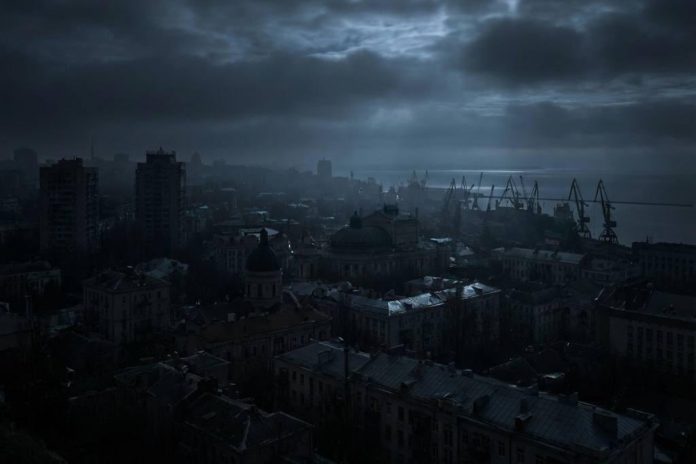 NCZAS.INFO | Odessa pogrążona w ciemnościach po rosyjskim ataku. Foto: X