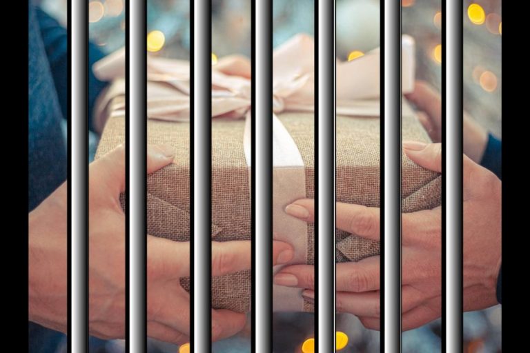 NCZAS.INFO | Prezent oraz więzienie.