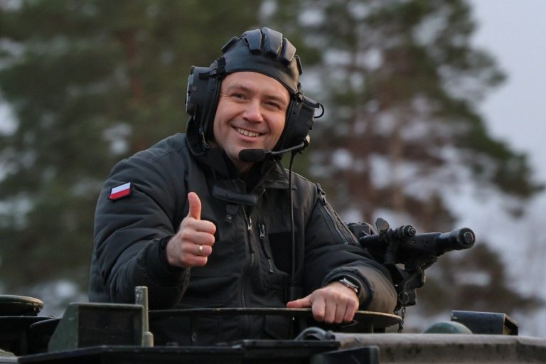 NCZAS.INFRO | Prezydent Karol Nawrocki w czołgu. Zdjęcie ilustracyjne. Foto: PAP