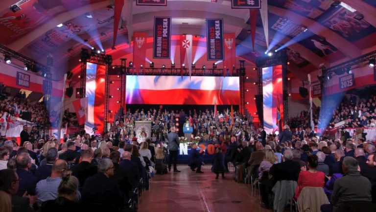 Grzegorz Braun: KINGS czyli wyjście Szerokim Frontem Gaśnicowym z naszej bańki