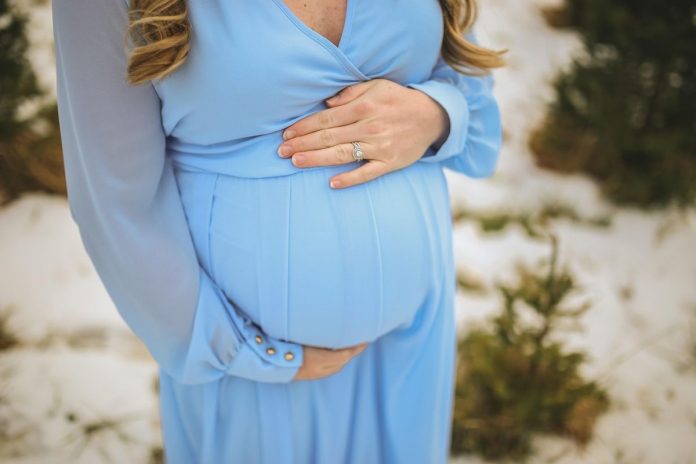 NCZAS.INFO | Kobieta w ciąży. Zdjęcie ilustracyjne.