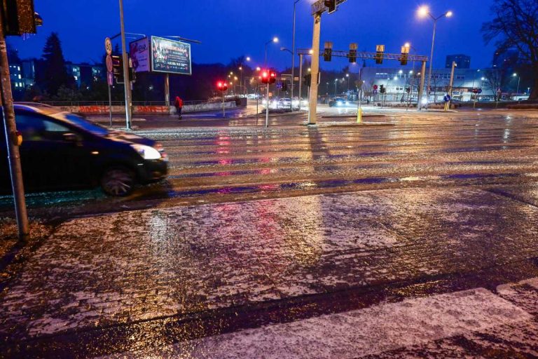 NCZAS.INFO | Gołoledź - zdj. ilustracyjne