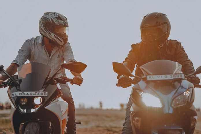 Motocykliści motocykl