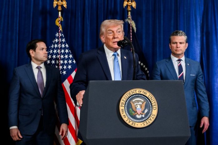 NCZAS.INFO | Od lewej: Sekretarz Stanu USA Marco Rubio, Prezydent Stanów Zjednoczonych Ameryki Donald Trump, Minister Wojny USA Pete Hegseth. Foto: X/ White House