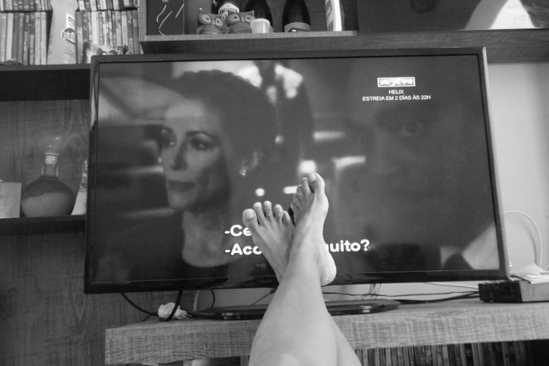 NCZAS.INFO | Oglądanie telewizji. Zdjęcie ilustracyjne. Źródło: pixbay