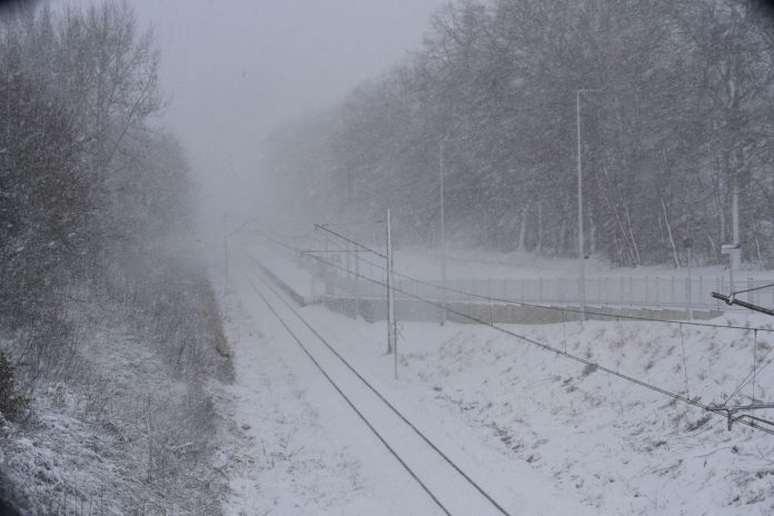 Ośnieżone tory.