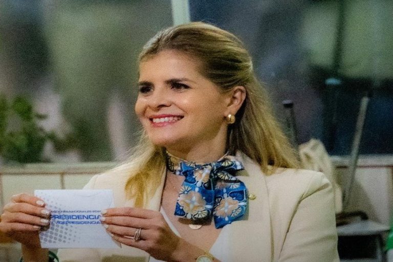 Kolejny kraj Ameryki Łacińskiej przesuwa się na prawo