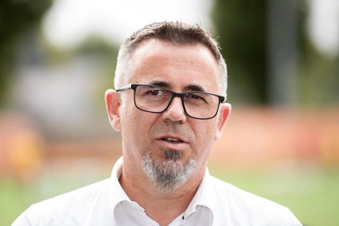 Poseł KO Łukasz Horbatowski.