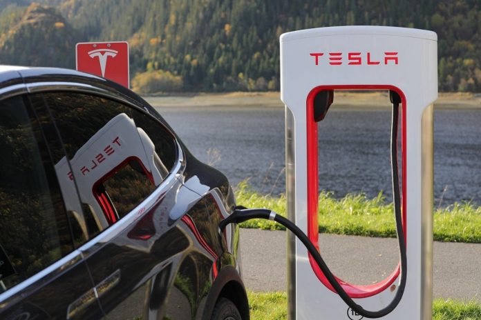 tesla elektryk samochod elektryczny auto elektryczne