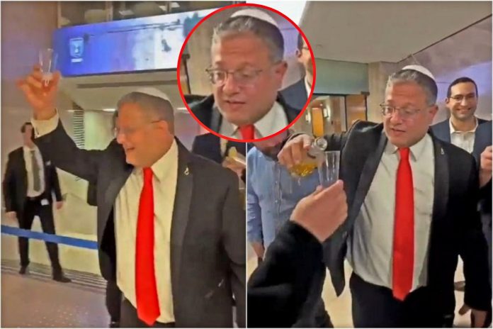 NCZAS.INFO | Ben Gwir wznosi toasty w Knesecie. / Fot. screen