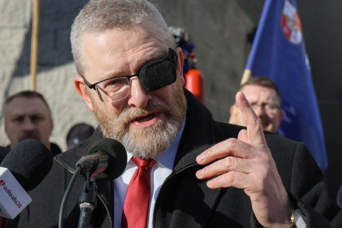 NCZAS.INFO | Grzegorz Braun. Foto: PAP