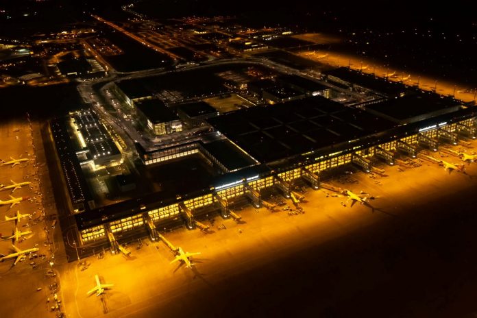 lotnisko berlin brandenburg