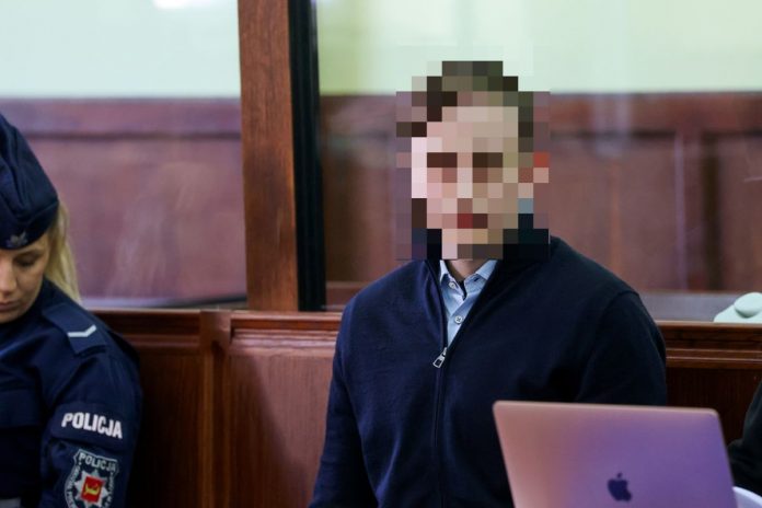 Sebastian M. w sądzie.