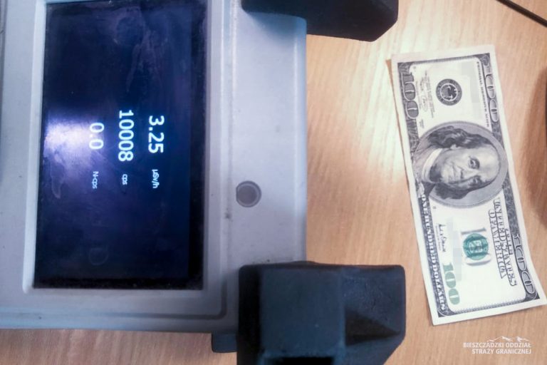 100 dolarow promieniowanie sg