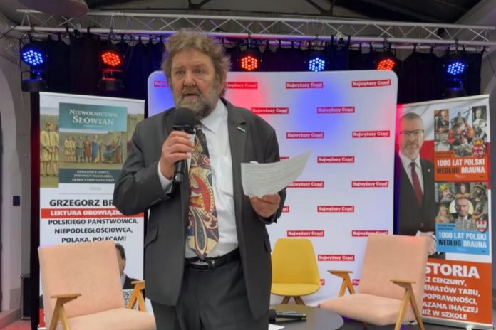 NCZAS.INFO | Stanisław Żółtek podczas XVIII Konferencji Prawicy Wolnościowej.