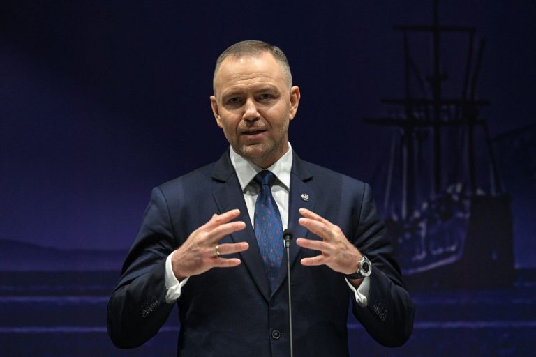 Karol Nawrocki