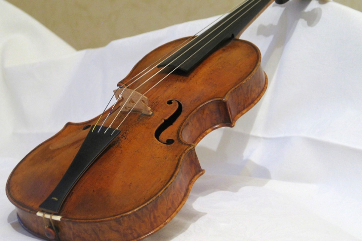 Stradivarius zrabowany z Polski przez Niemców odnaleziony. Odkryła go francuska organizacja