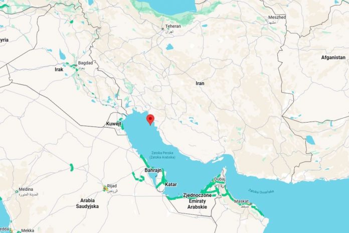 NCZAS.INFO | Mapa regionu Zatoki Perskiej z zaznaczoną wyspą Chark. Obrazek ilustracyjny. Źródło: google maps