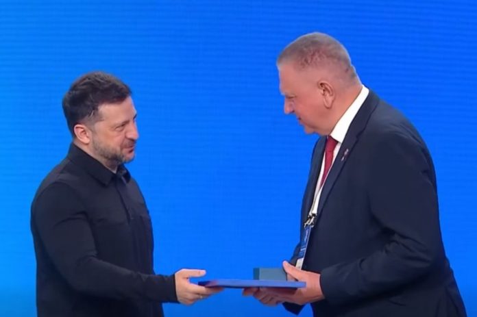 NCZAS.INFO | Wołodymyr Zełeński i Andrzej Pietrasik.