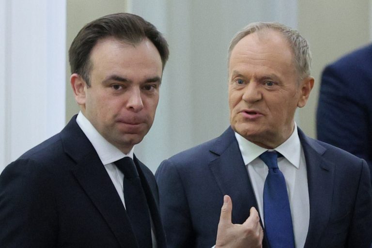 NCZAS.INFO | Minister Finansów Andrzej Domański i premier Donald Tusk. Foto: PAP
