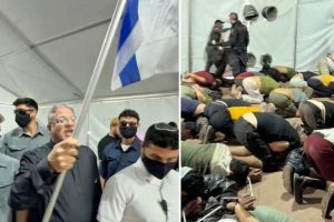 Izraelski minister Ben Gwir szydzi, obraża pojmanych członków akcji humanitarnej niosącej pomoc dla Palestyńczyków.