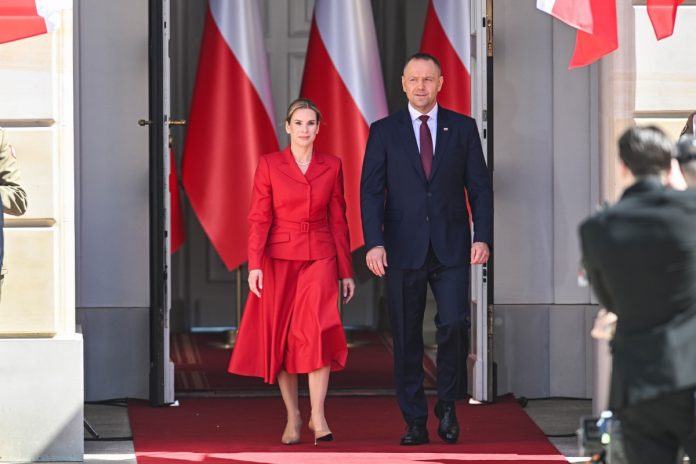 NCZAS.INFO | Prezydent Karol Nawrocki wraz z małżonką Martą Nawrocką. Foto: PAP