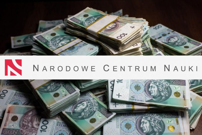 NCZAS.INFO | Narodowe Centrum Nauki to maszynka do przerabiania kasy podatnika na lewacką propagandę. Obrazek ilustracyjny.