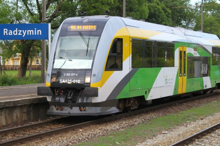 pkp koleje mazowieckie pociągi