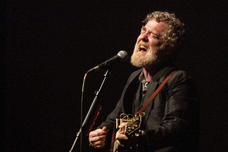 NCZAS.INFO | Nie żyje Glen Hansard. / Foto: PAP/EPA