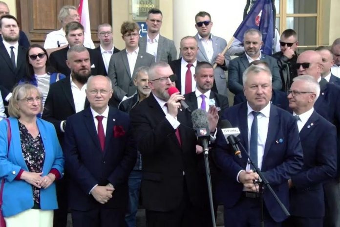 Grzegorz Braun o deklaracji antybanderowskiej.