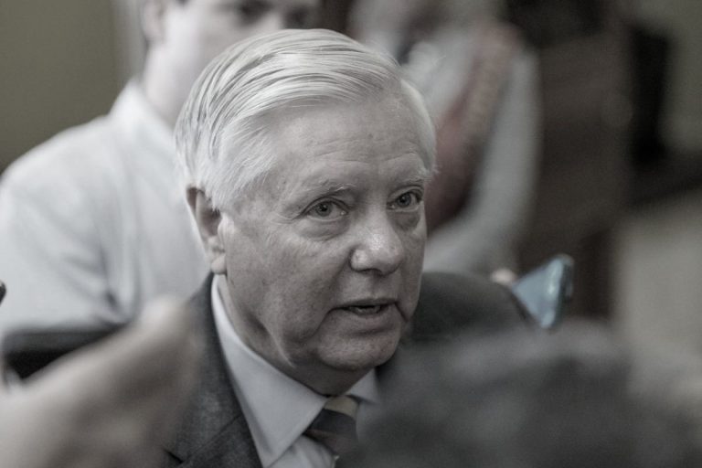 Lindsey Graham nie żyje. Wspomnienia Donalda Trumpa.