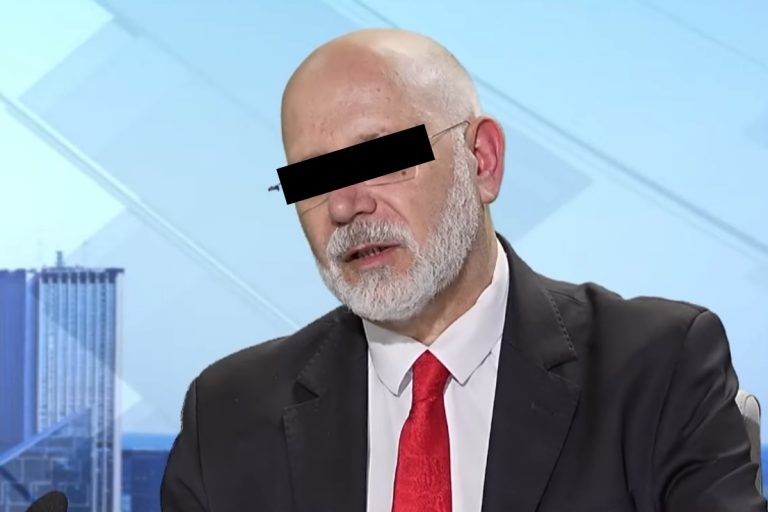 maciej s
