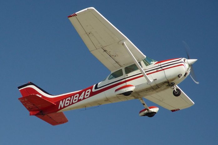 NCZAS.INFO | Samolot Cessna172. Zdjęcie ilustracyjne.