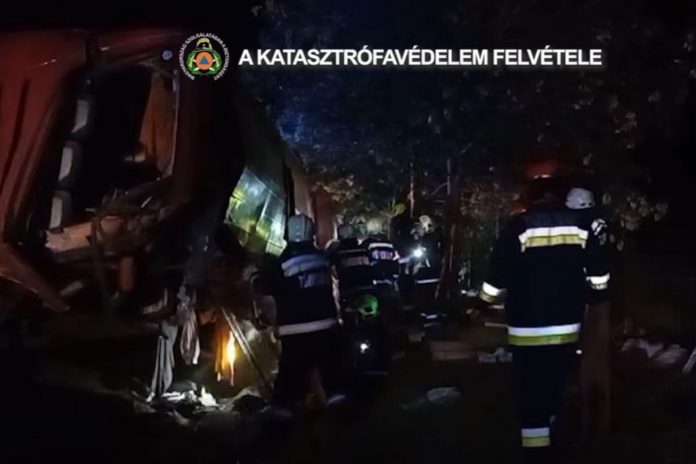 NCZAS.INFO | Wypadek polskiego autokaru na Węgrzech. / Foto: screen Facebook