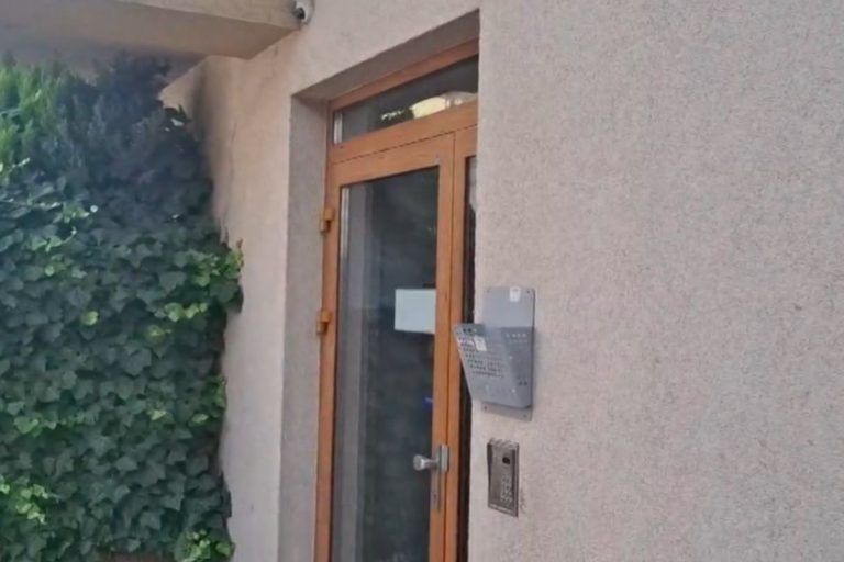We Wrocławiu Ukrainiec wszedł za 30-letnią Polką do klatki i usiłował ją zabić.