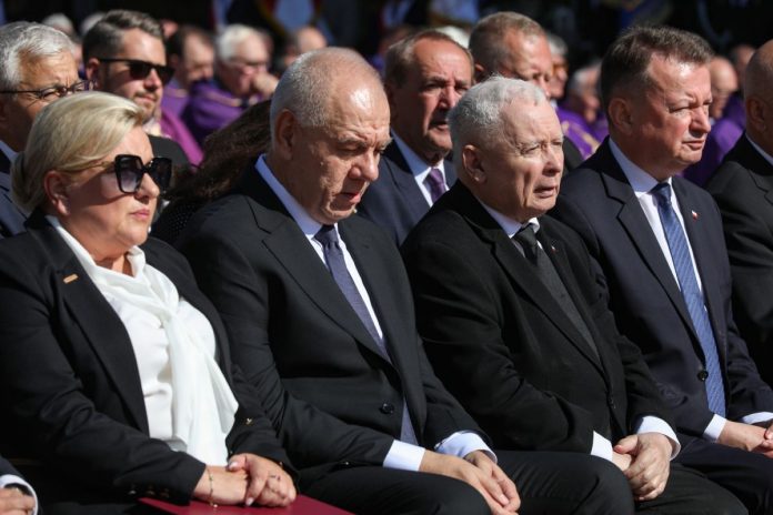 Beata Kempa, Jacek Sasin, Jarosław Kaczyński, Mariusz Błaszczak.