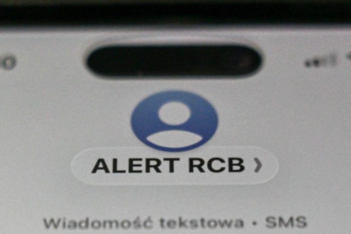 Alert RCB