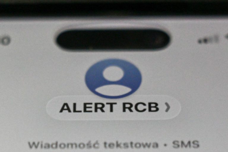 Alert RCB