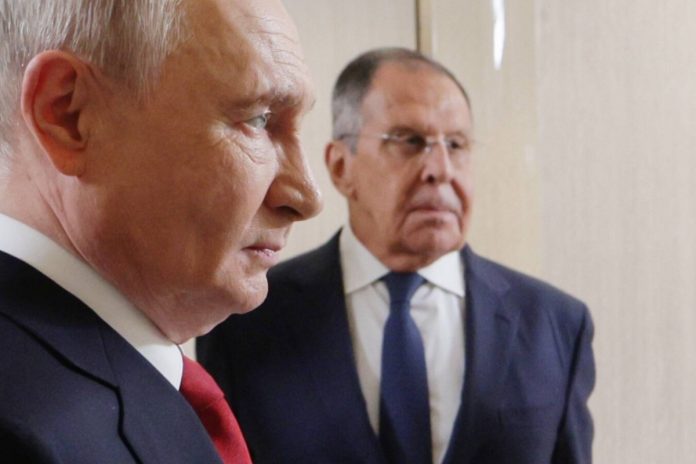 NCZAS.INFO | Władimir Putin i Siergiej Ławrow. Zdjęcie ilustracyjne. Foto: PAP/EPA