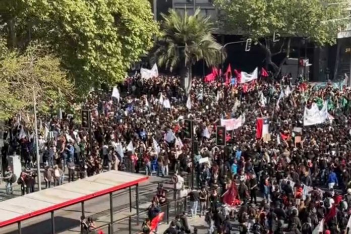 Protesty w Chile.