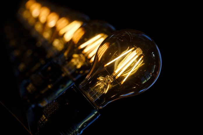energia elektrycznosc zarowka zarowki, swiatlo prad